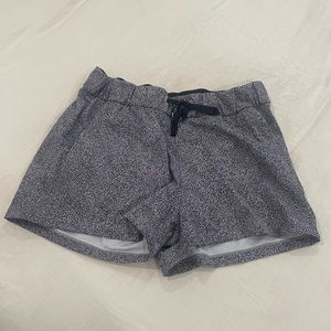 Lululemon On The Fly 2.5” Inseam Shorts